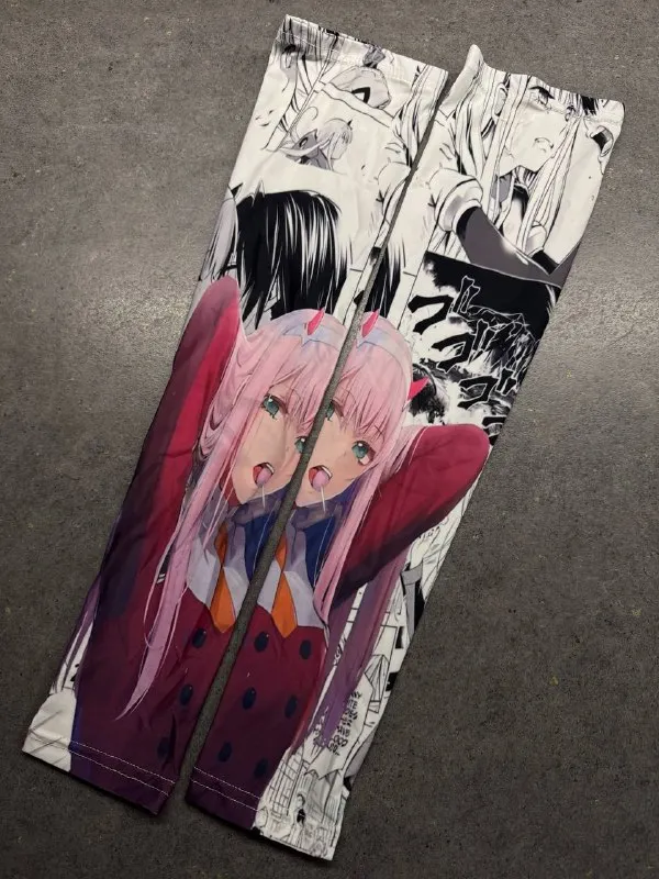 Gaming Sleeve, Pink Anime Girl — photo 1