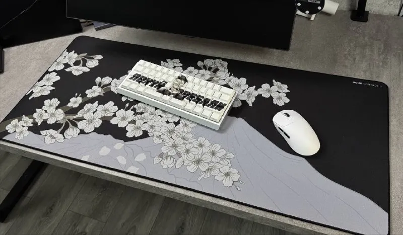 Aqua Control II Sakura (AC2) Black XXL, desk-size — photo 2