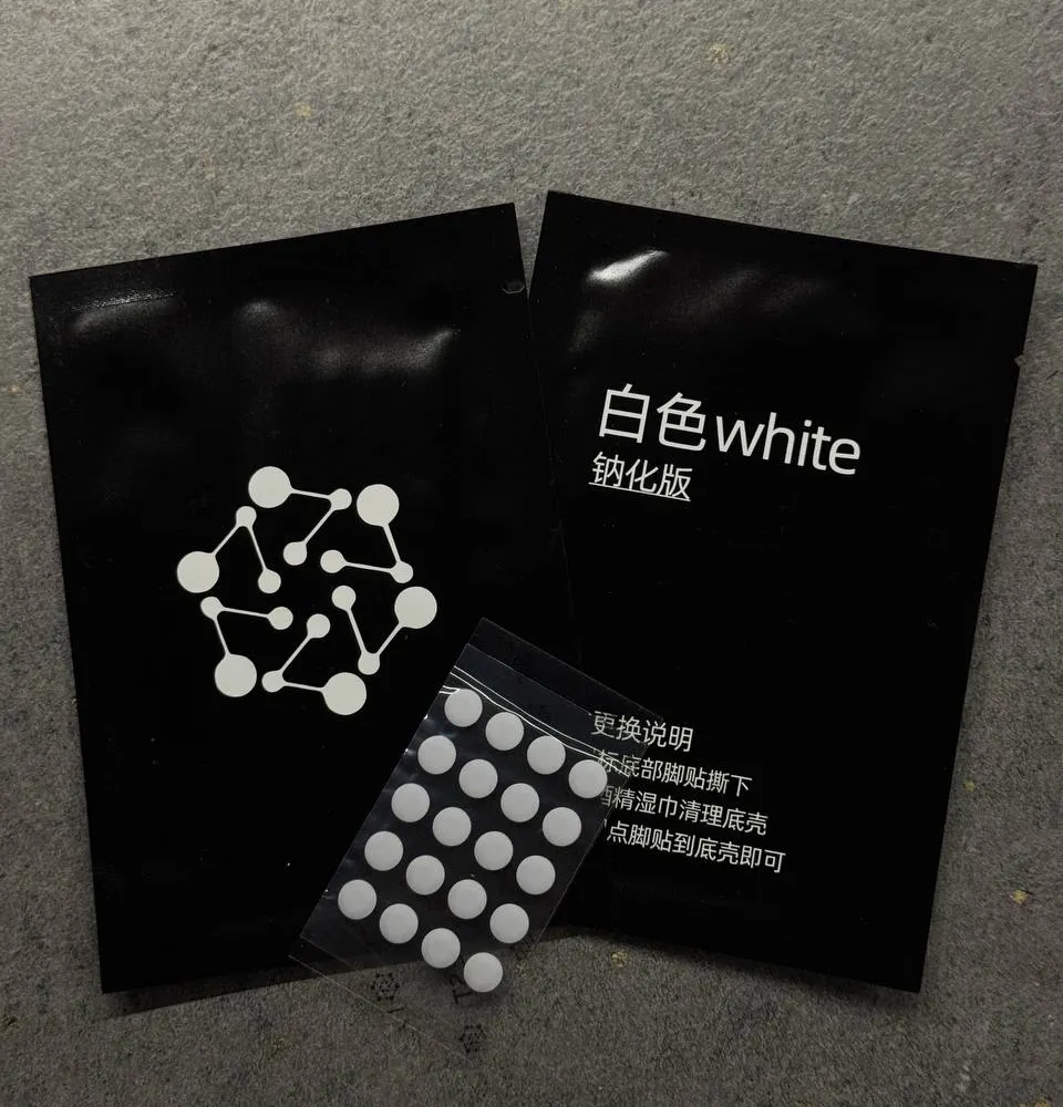 WestLab Universal Dot Mouse Skates білі — фото 1